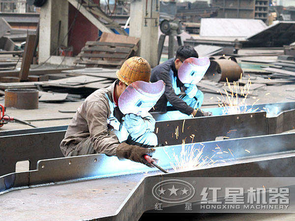 螢石錘式破碎機匠心做工、質(zhì)量過硬