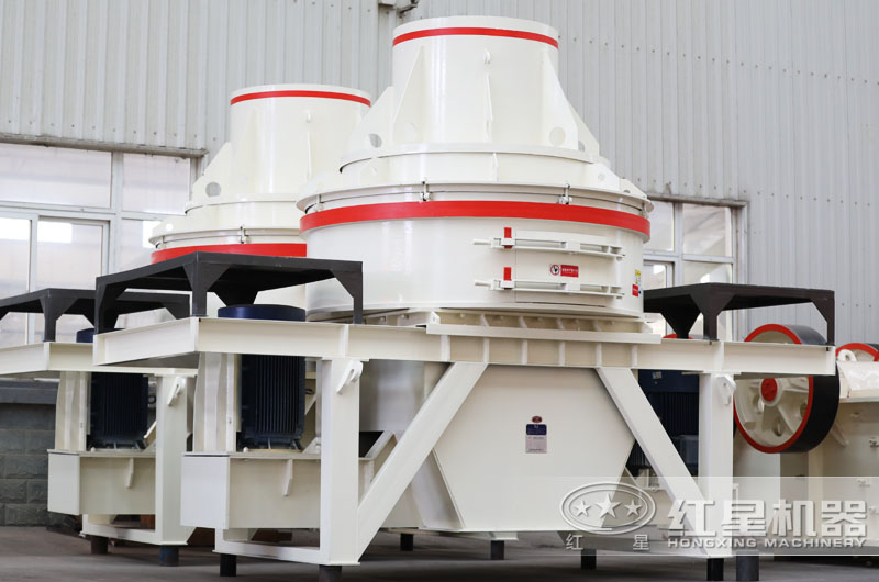 直通沖擊式制砂機(jī)，體積小，適用于中小型廠家