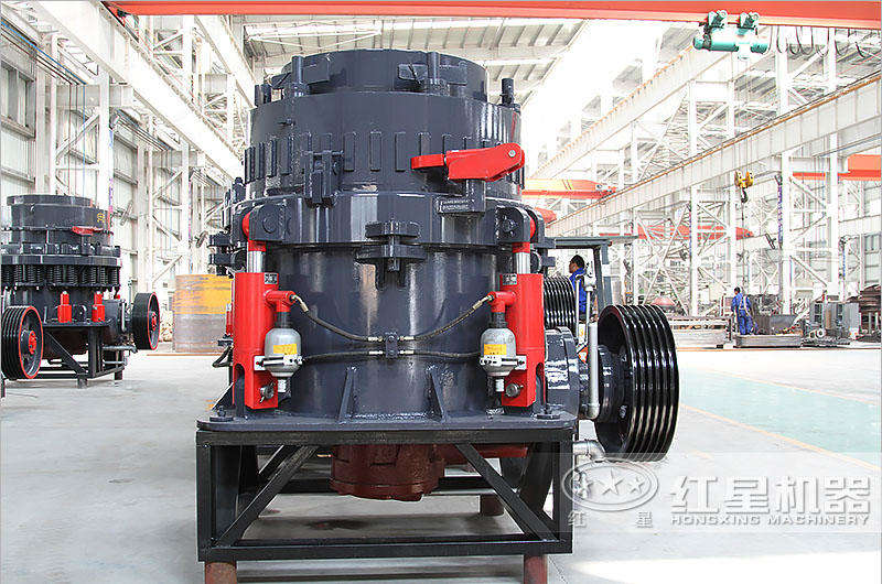 全液壓圓錐破碎機GYS300，出料粒形更好