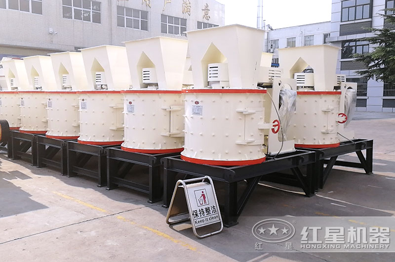 立式破碎機(jī)型號(hào)齊全，有現(xiàn)貨